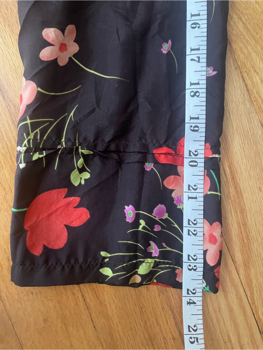 Johnny Was 100% Silk Floral Tunic - Picture 7 of 9